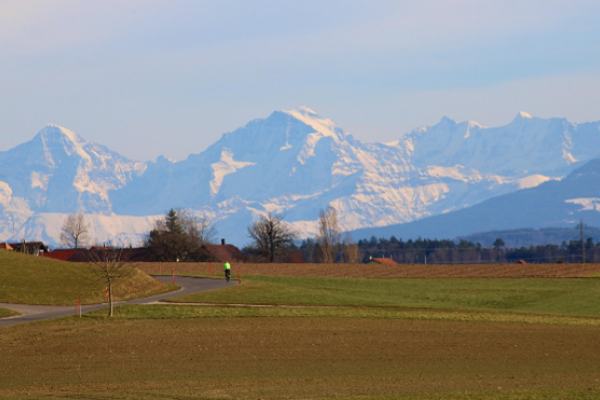 Eine Bahnfahrt durch die Schweiz